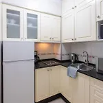 Estudio Frente A Las Canteras